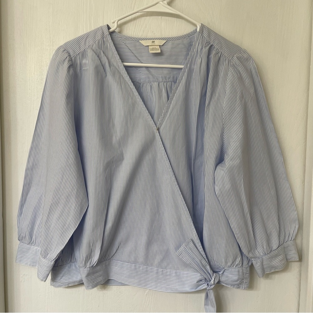 H&M Womens Size 12 Tie Front Striped Blouse Cotton Blue White